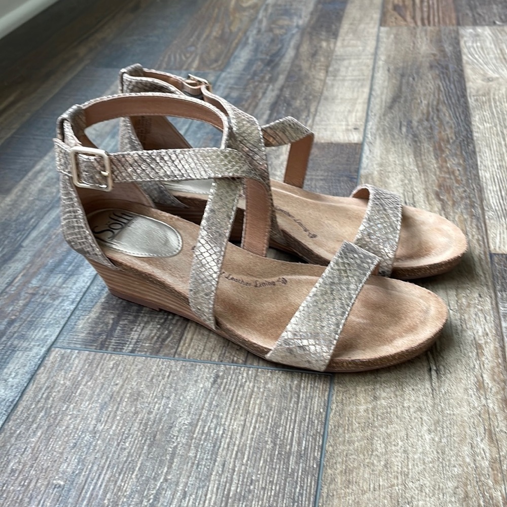 Sofft Valeryn taupe/gold sandal